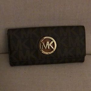 Michael Kors wallet